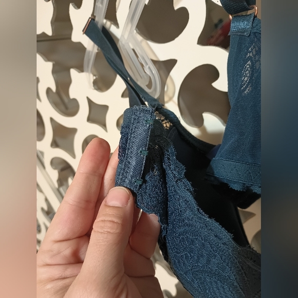 Bra 36D - Picture 6 of 9